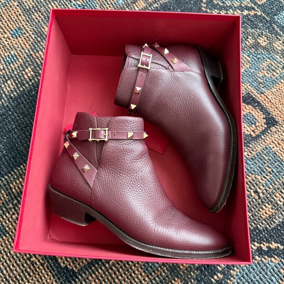 Valentino Garavani Shoes - Valentino Garavani Burgundy Heeled Boots